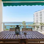 Imperator Sea Views شقة *